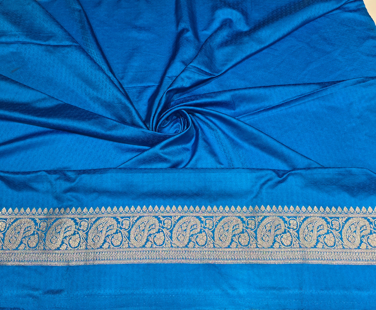 Royal Blue Semi Mashru Banarasi Silk Saree with Silver Zari Weaving