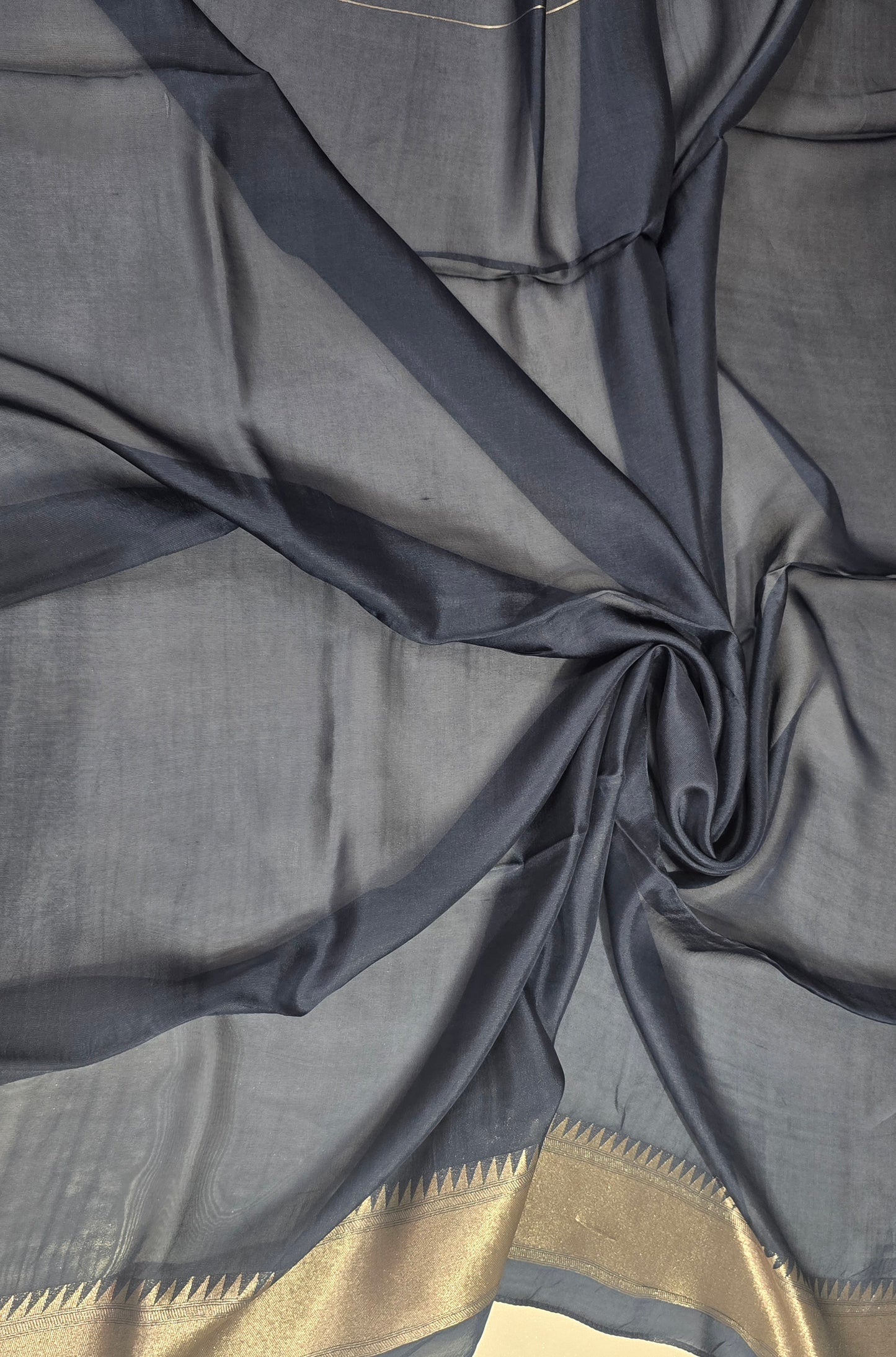 Designer Banarasi Silk Saree with Floral Butta Weaving