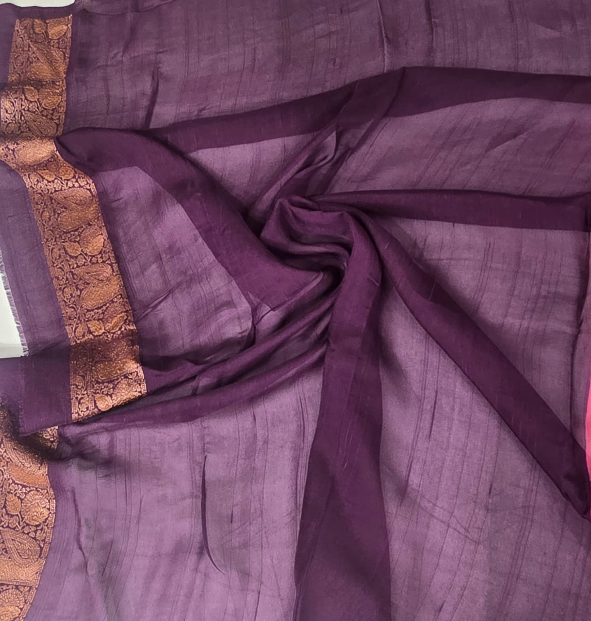 Onion Pink Banarasi Silk Saree šāØ