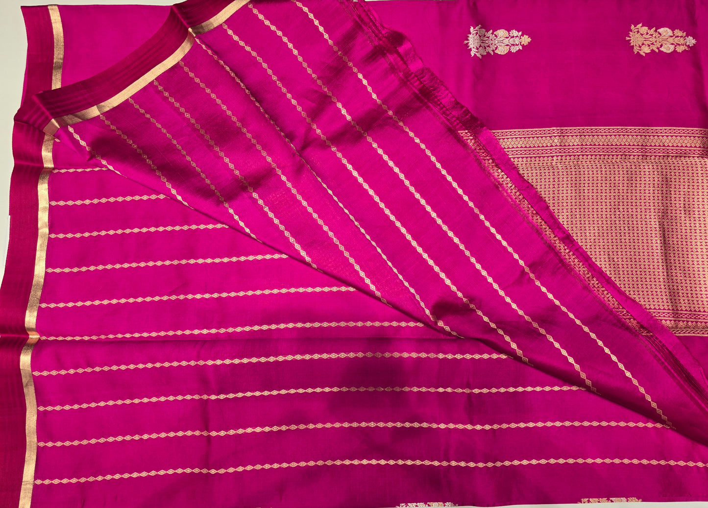 Rani Pink Pure Banarasi Silk Saree 💖✨